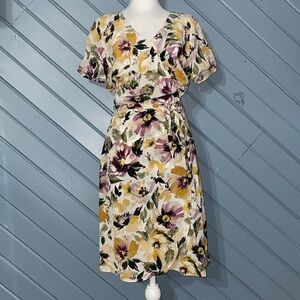 Amour Vert Floral Gold Green Purple 100% Silk Short Sleeve Wrap Dress